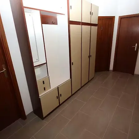 With Parking Space - 24071 Apartman *