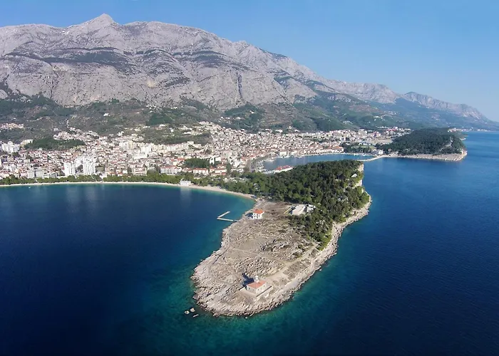 With Parking Space - 24071 Daire Makarska